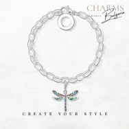 Разпери сребърни криле